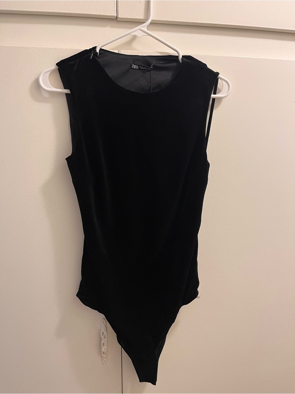 Zara Velvet Bodysuit - Picture 5 of 6
